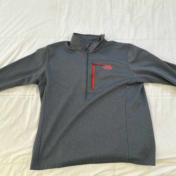 The North Face pull over sweater - Picture 1 of 1
